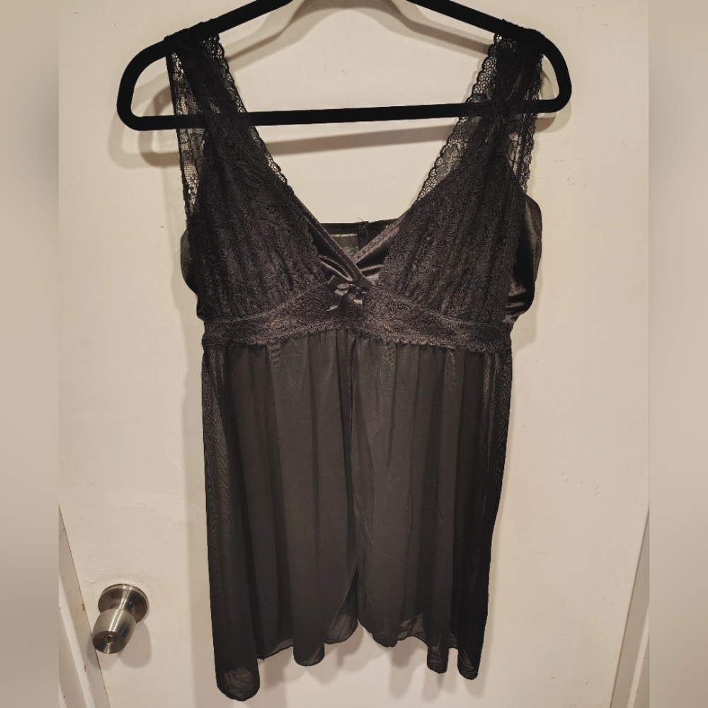 Avenue Women's Black Mesh & Lace Lingerie Nightgown Chemise Sz 18/20 Sexy